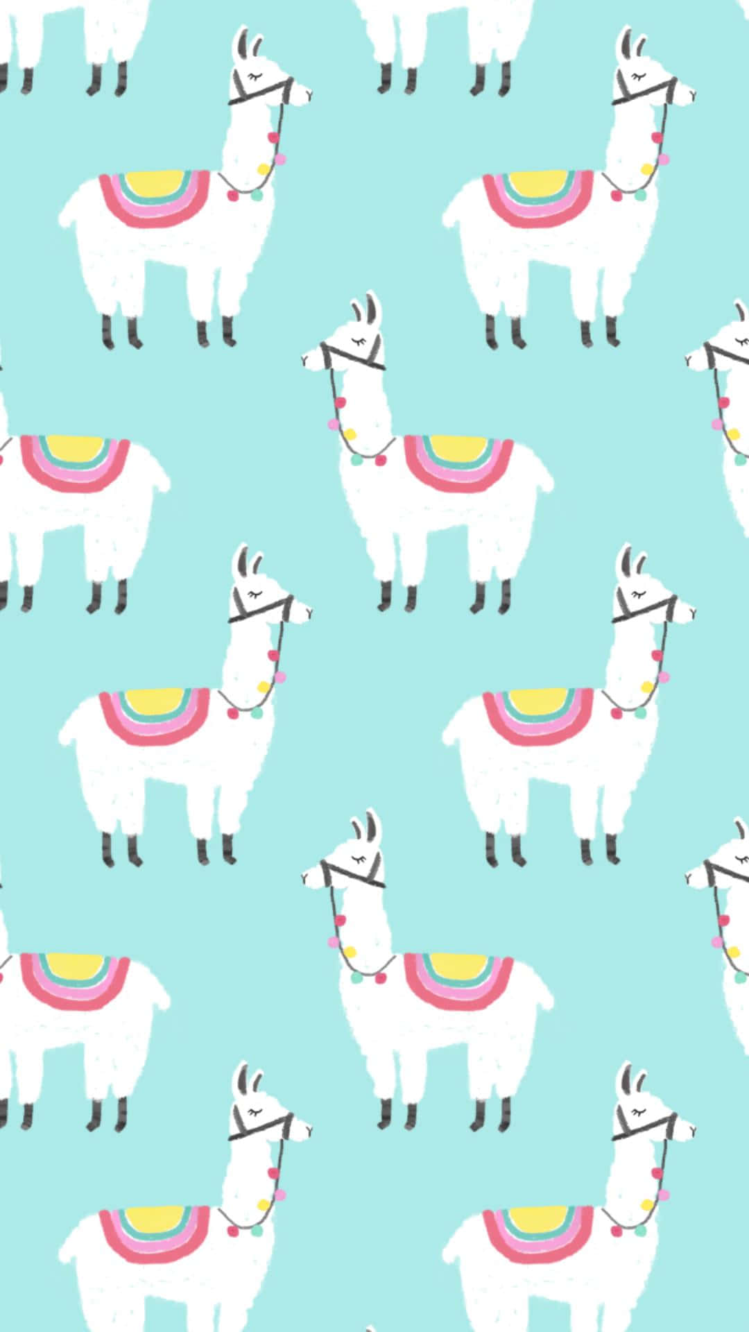 Cute Llama 桌布 壁紙 — 白色卡通羊駝配上色彩繽紛的彩虹鞍和珠鏈，在柔和的青綠色背景上重複出現。
