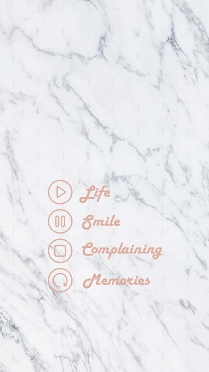 Marble Phone 桌布 壁紙 — 白色大理石背景，帶有細微灰色紋理和玫瑰金媒體圖標，搭配文字 life smile complaining memories。