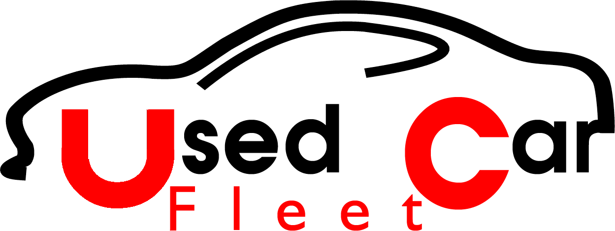 Company Logo 桌布 壁紙 — 白色背景上，紅色幾何形狀的方塊形成前格柵和保險桿的醒目黑色汽車輪廓。