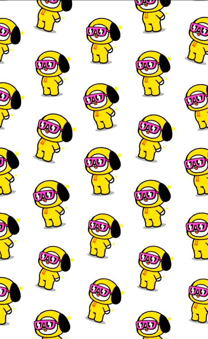 BT21 桌布 壁紙 — 白色背景上戴著粉紅色太陽眼鏡的可愛黃色卡通狗的重複圖案。