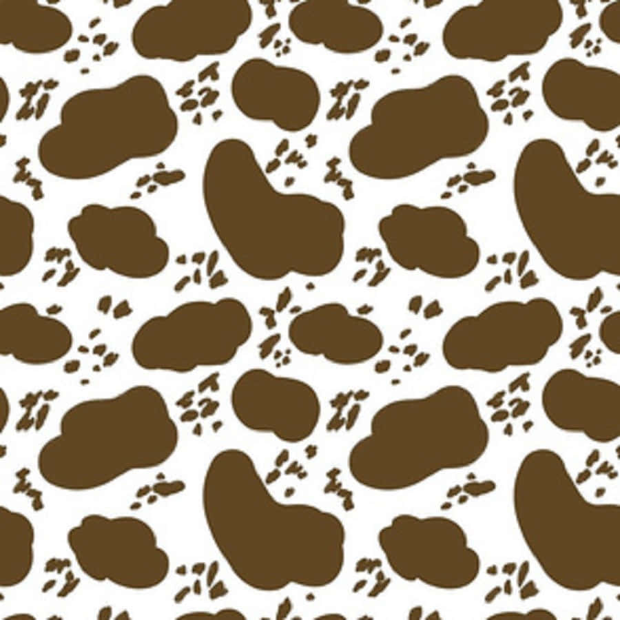 Brown Cow Print 桌布 壁紙 — 白色背景上重複的棕色牛斑點圖案，帶有散落的飛濺痕跡。