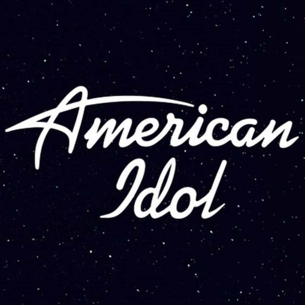 american idol 桌布 壁紙 — 白色草書American Idol文字漂浮在星空夜空背景上。