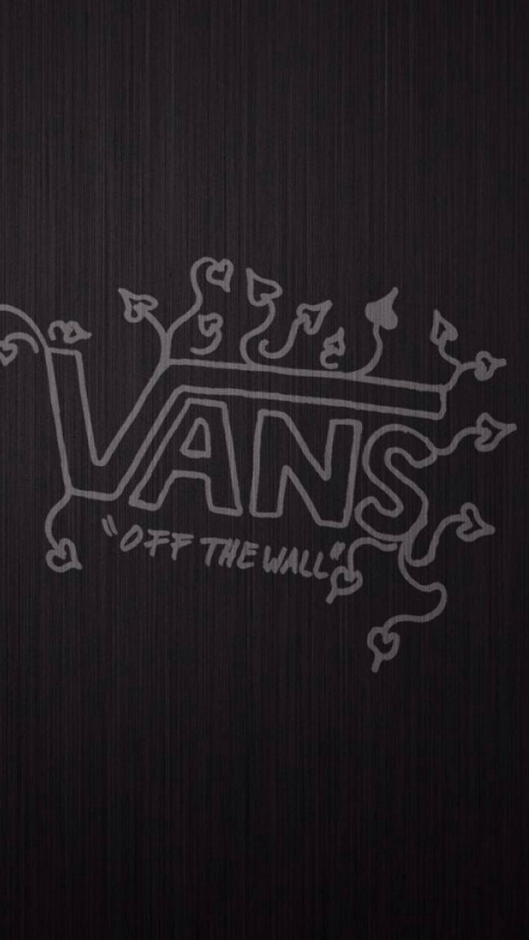 Vans Off The Wall 桌布 壁紙 — 白色輪廓的Vans Off The Wall標誌，帶有皇冠和藤蔓，背景為深色紋理木質。