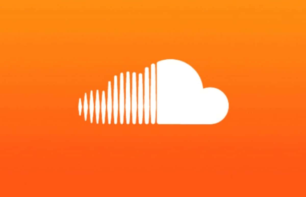 Soundcloud 桌布 壁紙 — 白色雲端圖標，帶有聲波線條，背景為橙色漸變。