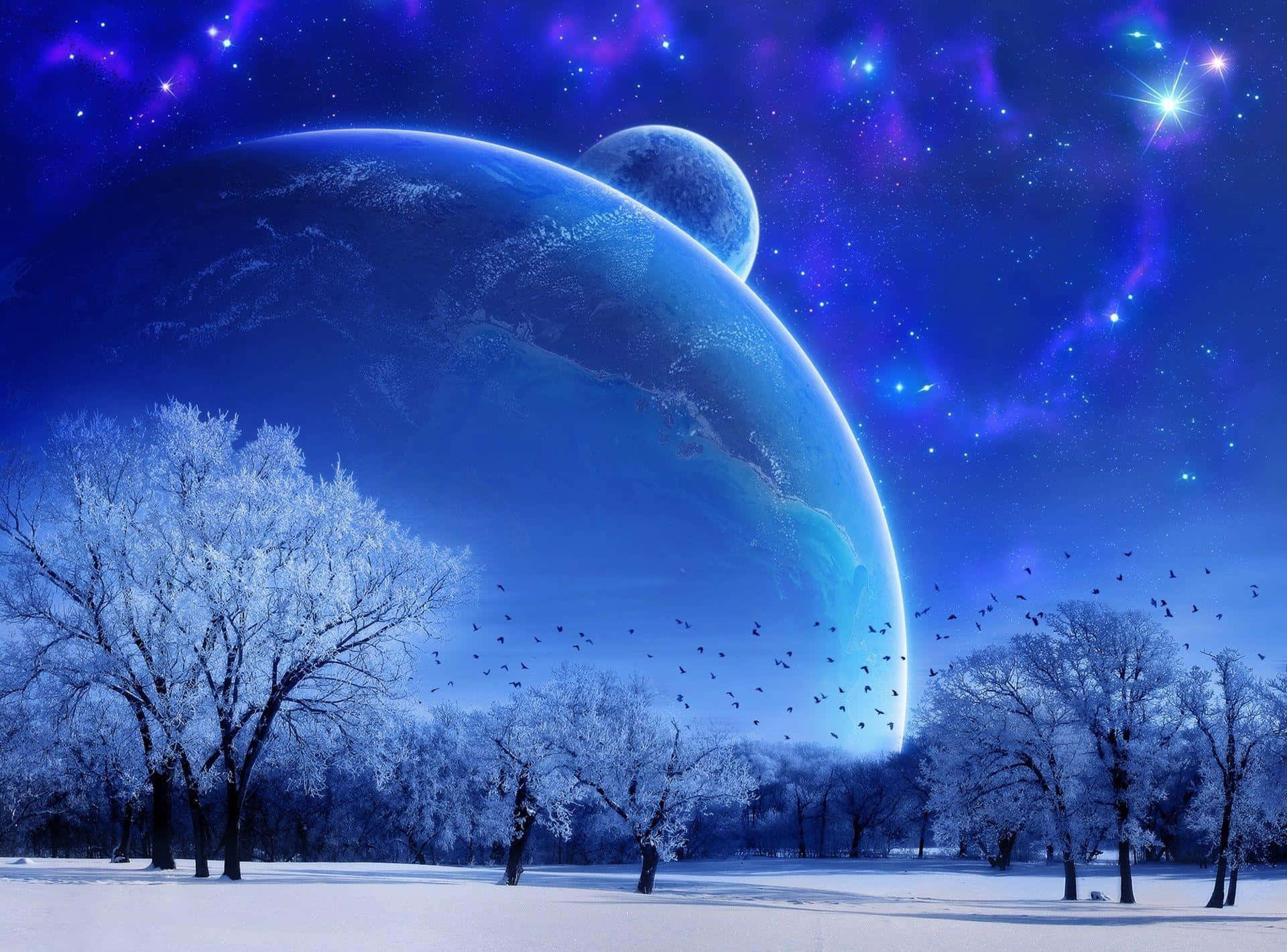 full moon 桌布 壁紙 — 白雪覆蓋的冬季樹木框住了一個超現實的夜空，其中有一顆巨大的發光行星和充滿活力的紫色星雲。