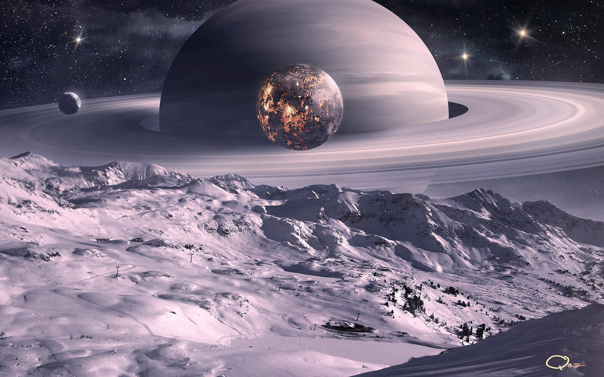 土星 桌布 壁紙 — 白雪覆蓋的山峰仰望一個巨大的環狀行星和一個熾熱的月亮，背景是繁星點點的宇宙天空。