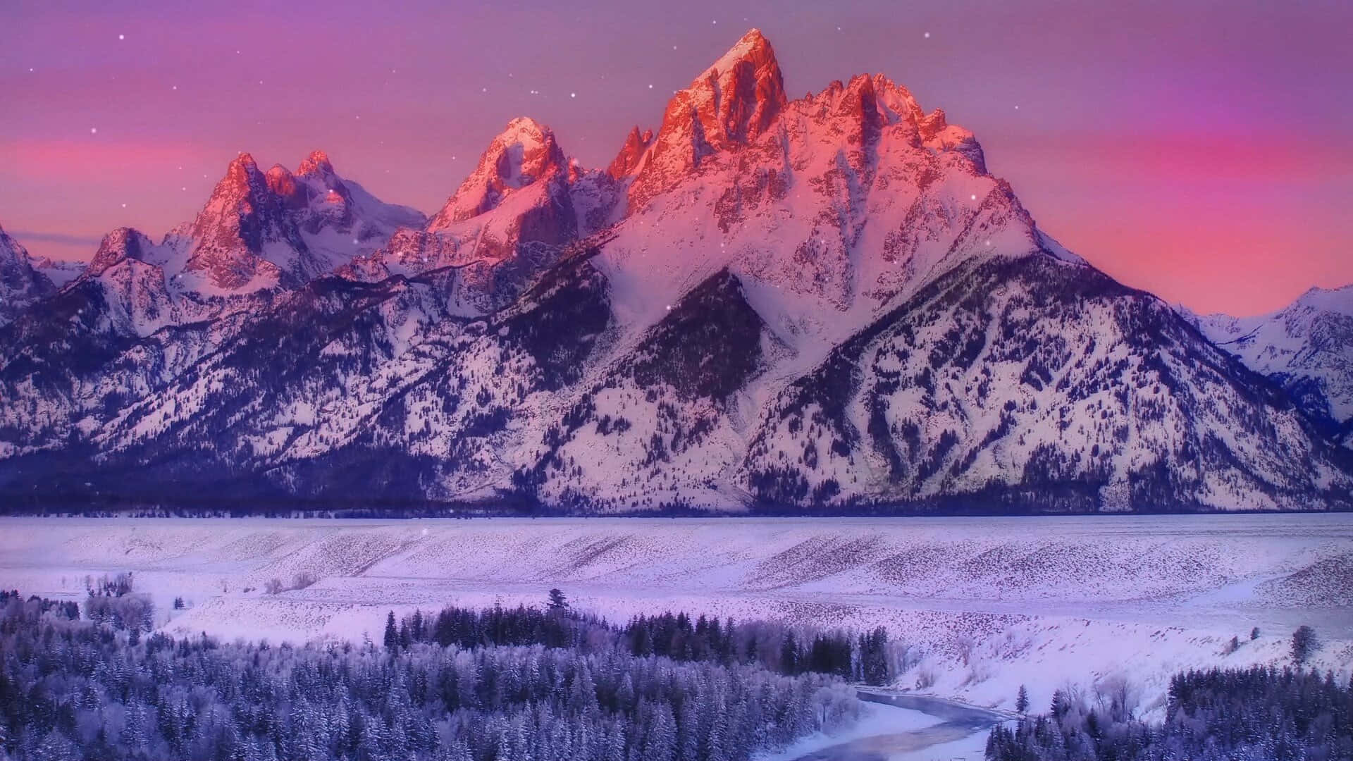 Mountain Scenes 桌布 壁紙 — 白雪覆蓋的山峰在冰封山谷上方的星空暮色下閃耀著粉紅色和紫色。