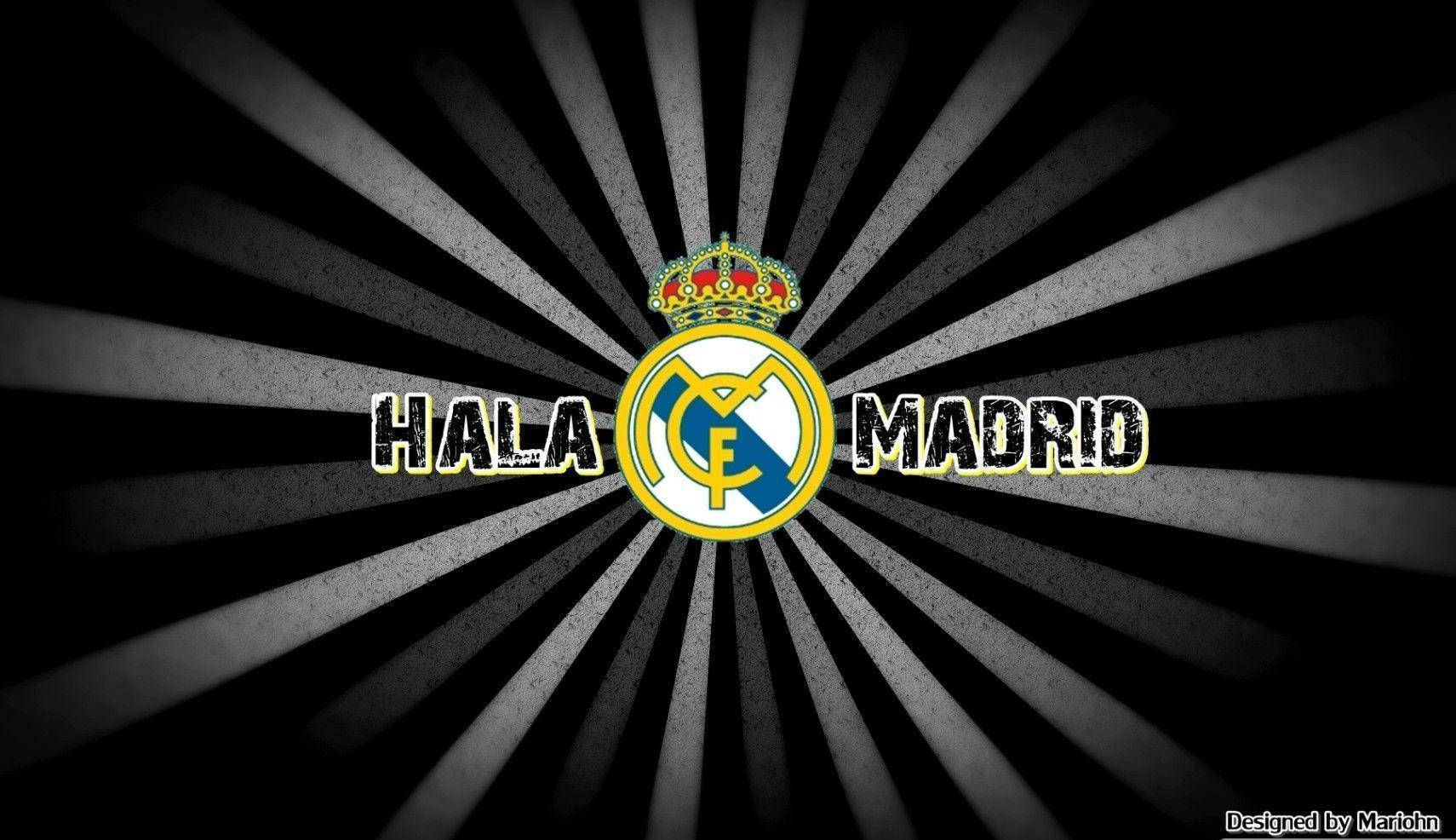 皇家馬德里 桌布 壁紙 — 皇家馬德里會徽帶有「Hala Madrid」文字，從中心向外輻射，背景為黑色和灰色條紋。