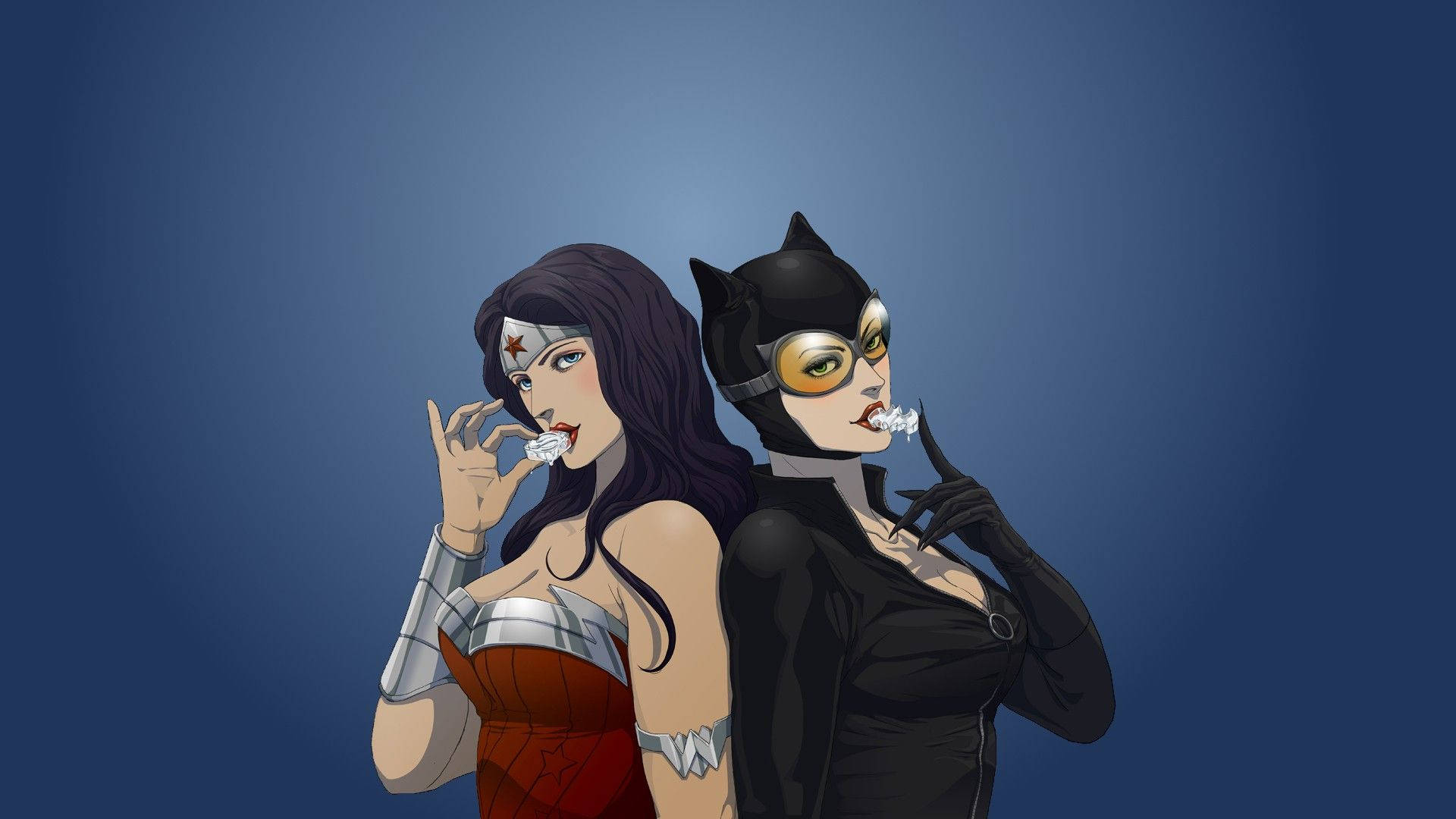 Catwoman 桌布 壁紙 — 神力女超人和貓女並肩站在漸層藍色背景前，兩人自信地抽著煙。