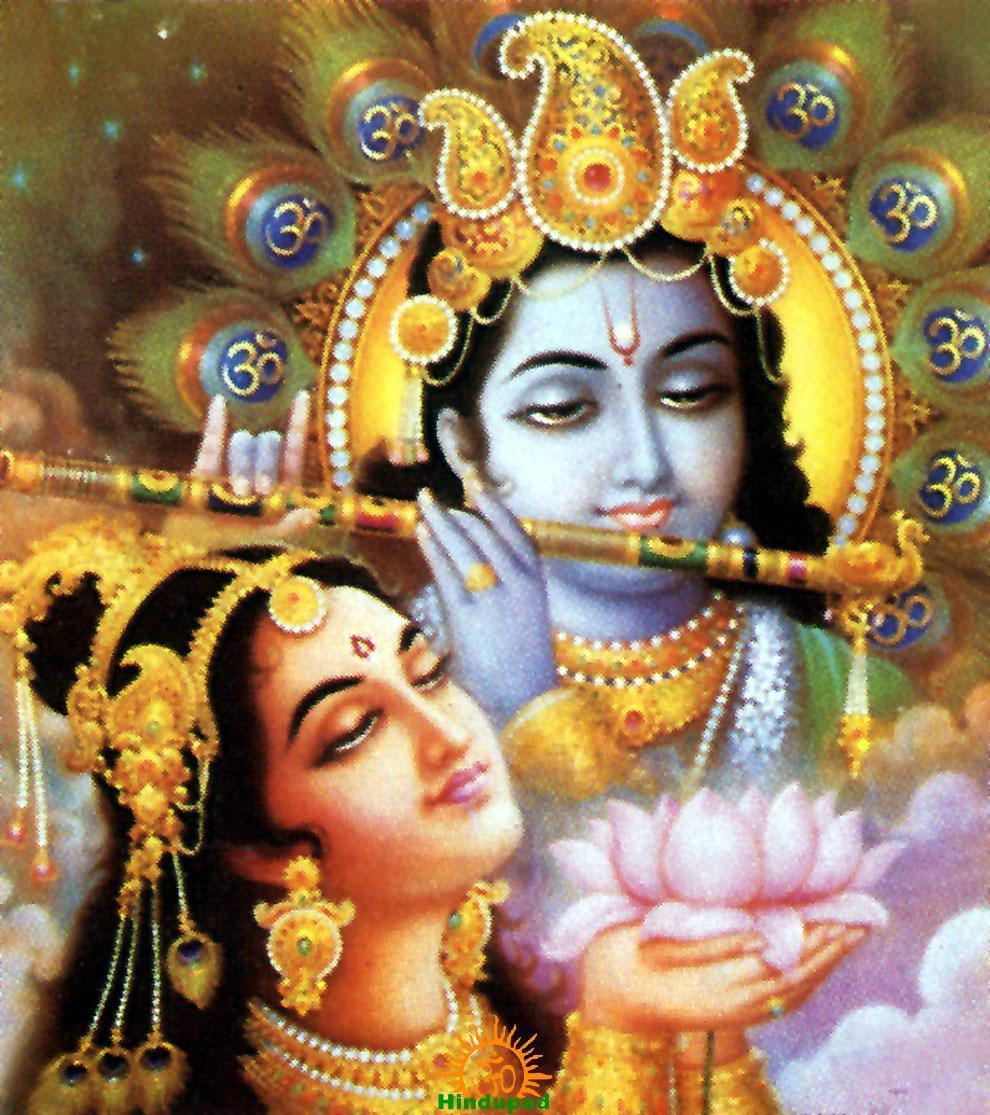 hindu iPhone 桌布 壁紙 — 神聖的印度教神祇克里希納吹奏長笛，手持蓮花，拉達在天國背景下穿著華麗的金色服飾仰望。