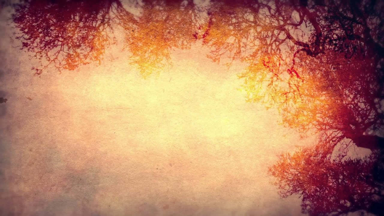 Overlay 桌布 壁紙 — 秋天的樹枝在帶有紋理的復古紙張背景上框出溫暖發光的天空。