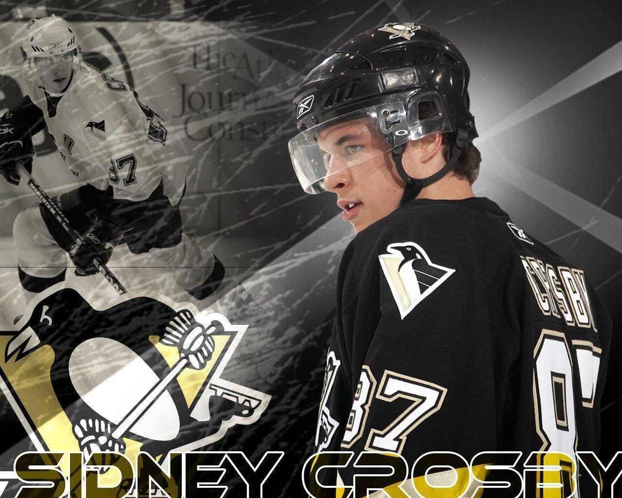 運動 桌布 壁紙 — 穿著印有企鵝標誌黑色球衣的冰球運動員 Sidney Crosby 向前凝視，鬼影般的動作鏡頭和球隊徽章疊加在動態冰場背景上。