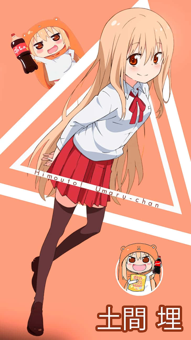 Umaru 桌布 壁紙 — 穿著校服的動漫女孩在帶有幾何白色三角形的桃色背景前自信地擺姿勢。