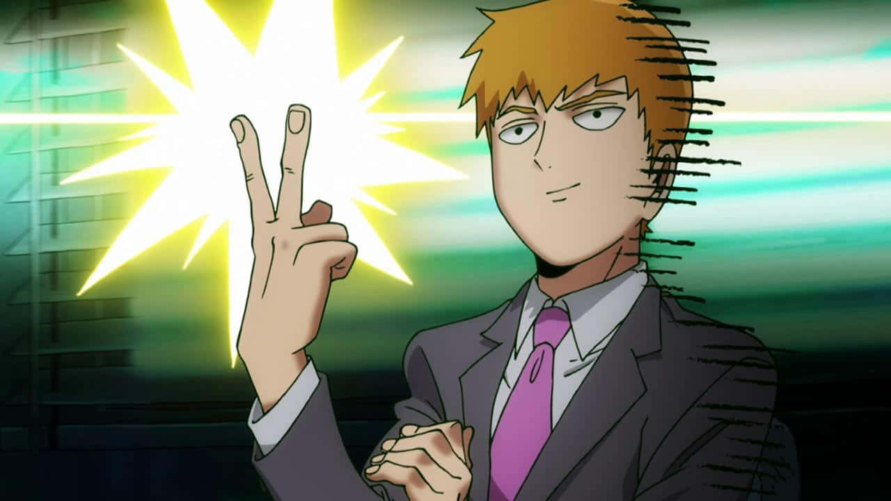 Arataka Reigen 桌布 壁紙 — 穿著西裝的動漫角色在模糊的城市景觀背景下，身後有發光的星爆做出和平手勢。