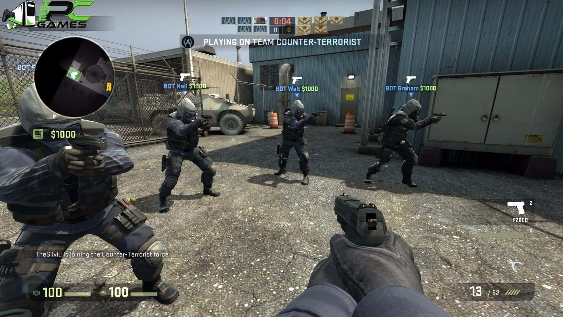 Best Counter-strike Global Offensive 桌布 壁紙 — 第一人稱射擊遊戲畫面，顯示四個身穿戰術裝備的武裝反恐機器人在工業庭院中瞄準武器。