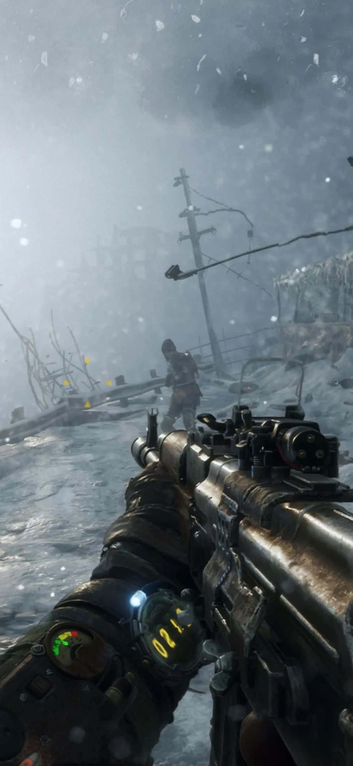 iPhone X Metro Exodus 桌布 壁紙 — 第一人稱視角，一名士兵在暴風雪中揮舞重型武器，身處被摧毀的城市廢墟之中。
