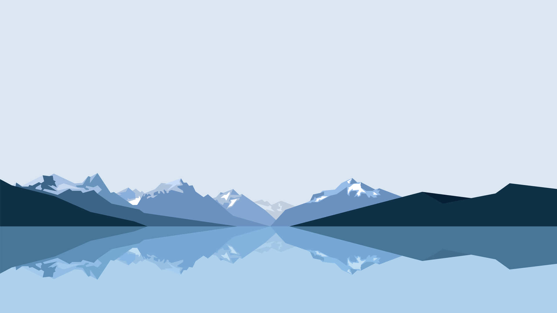 山景 桌布 壁紙 — 簡約山脈，雪峰倒映在平靜的藍色水面，天空柔和。