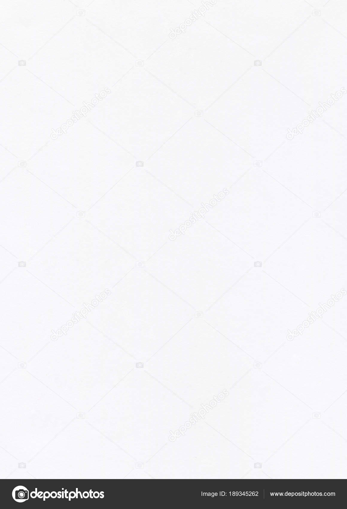 White Pastel 桌布 壁紙 — 簡約白色紋理背景，帶有微妙的鑽石浮水印圖案。