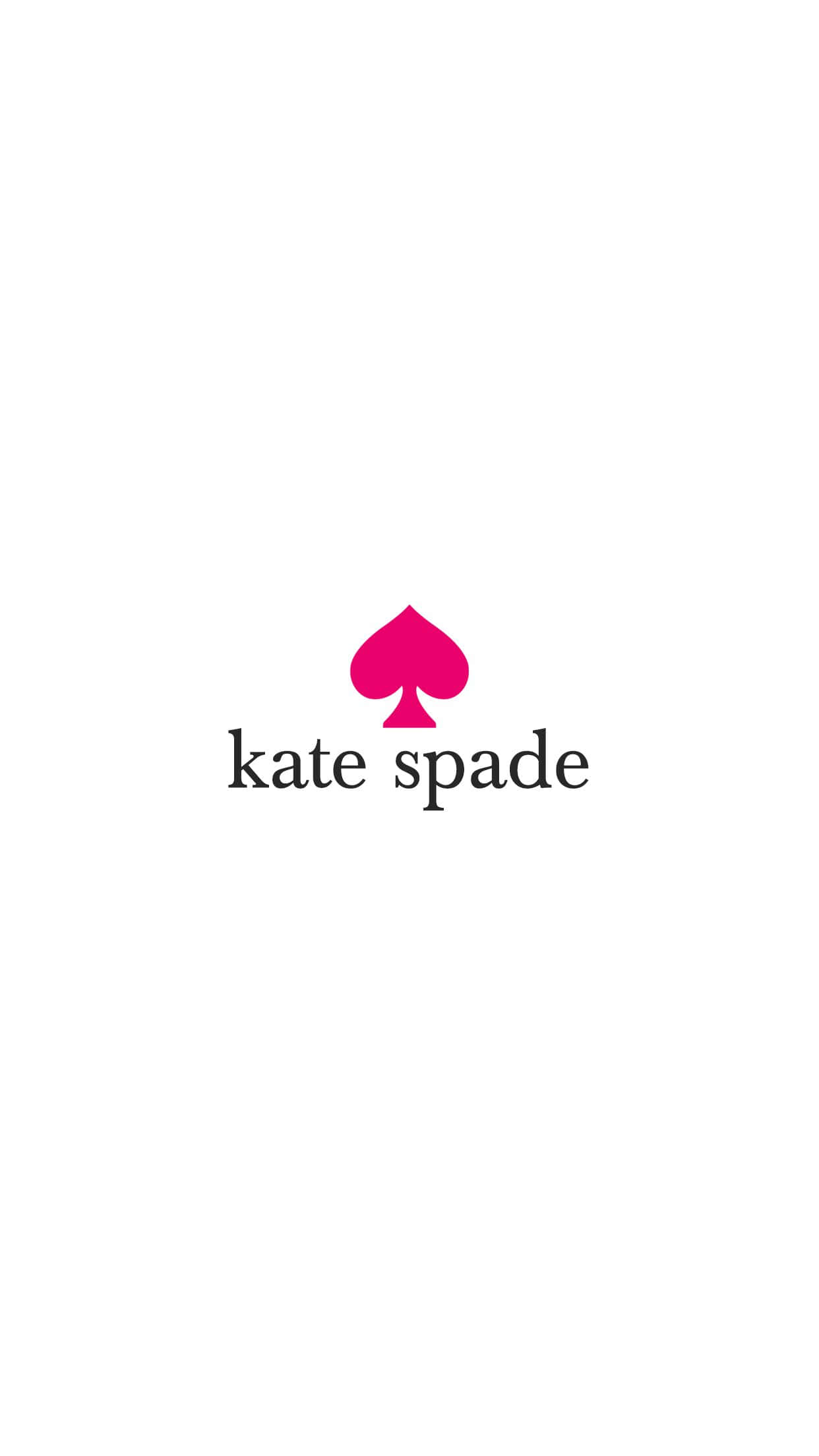 Kate Spade 桌布 壁紙 — 簡約白色背景上，黑色文字 kate spade 上方有一個鮮豔的粉紅色黑桃標誌。