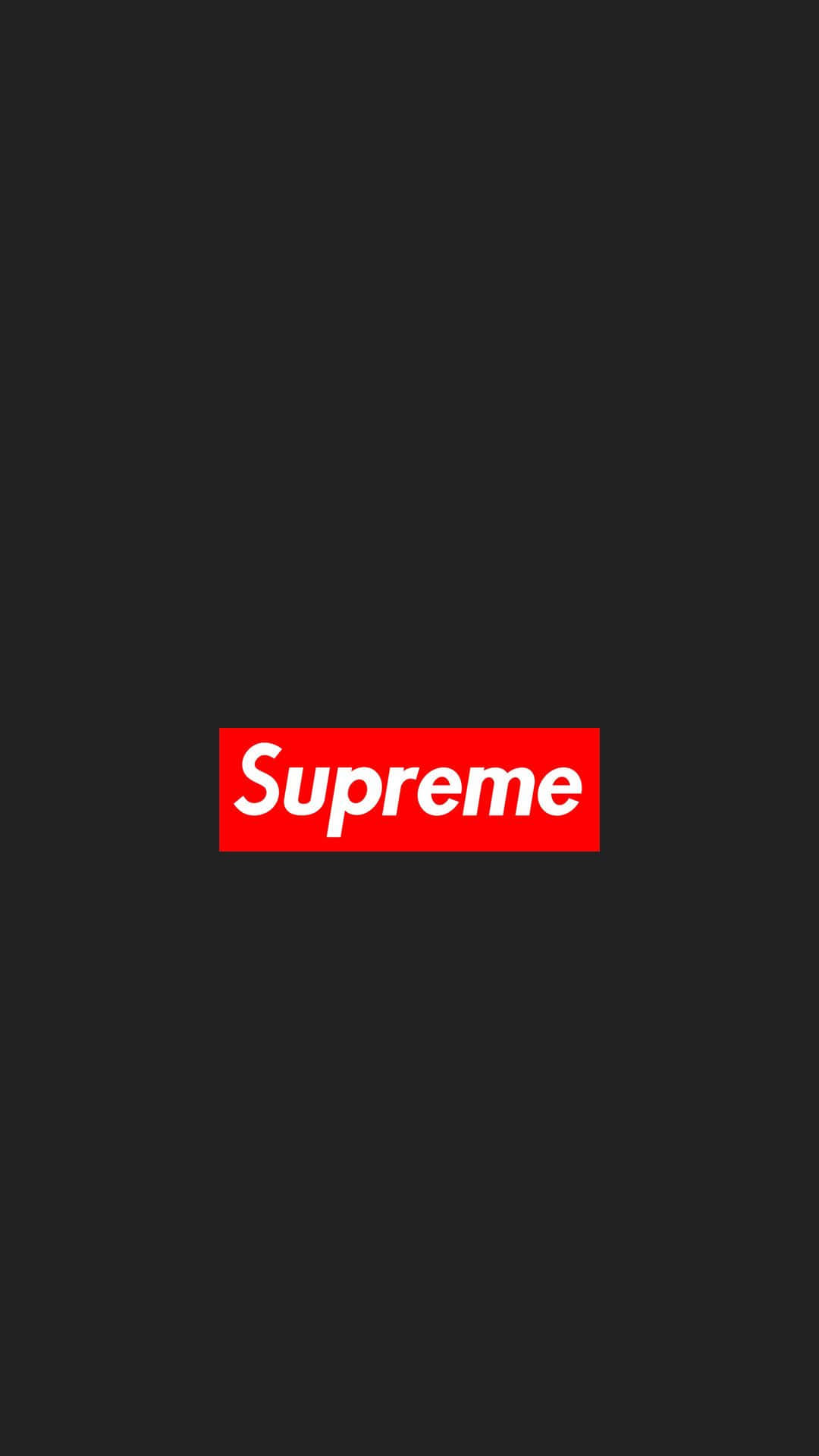 supreme aesthetic 桌布 壁紙 — 簡約黑色背景，中央有一個大膽的紅色矩形，上面有白色「Supreme」文字。