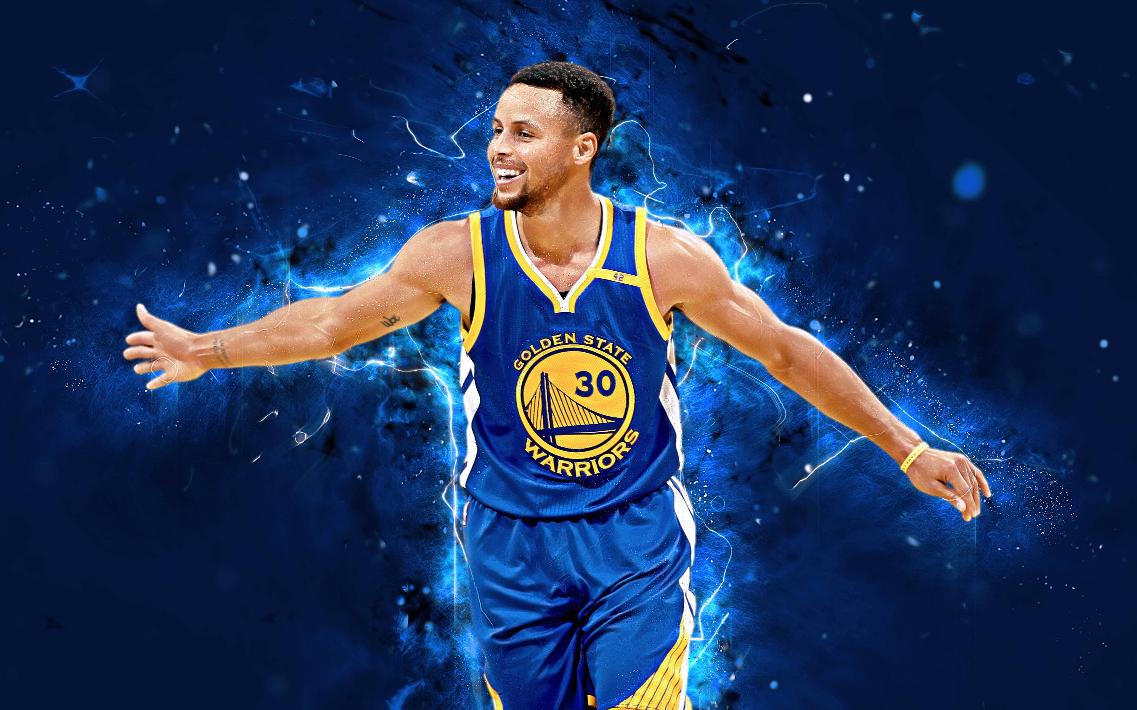 NBA 桌布 壁紙 — 籃球運動員史蒂芬柯瑞身穿金州勇士隊球衣，在宇宙深藍色背景下散發出電光藍色能量。