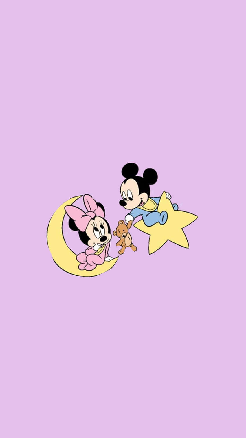Cute Cartoon Characters 桌布 壁紙 — 米奇和米妮老鼠寶寶坐在新月和星星上，背景是柔和的薰衣草色。