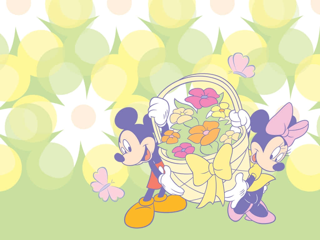 Mickey And Minnie Mouse 桌布 壁紙 — 米奇和米妮老鼠愉快地拿著一個花籃，在柔和粉彩背景中，周圍是盛開的花朵和翩翩起舞的蝴蝶。