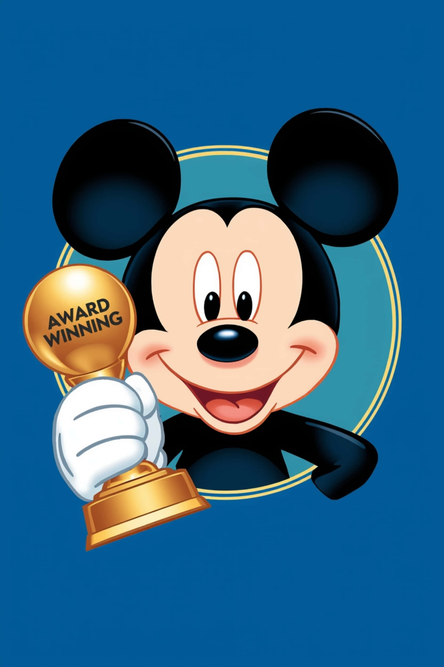 Mickey 桌布 壁紙 — 米奇老鼠在純藍色背景上燦爛地笑著，拿著一個金色獎盃。