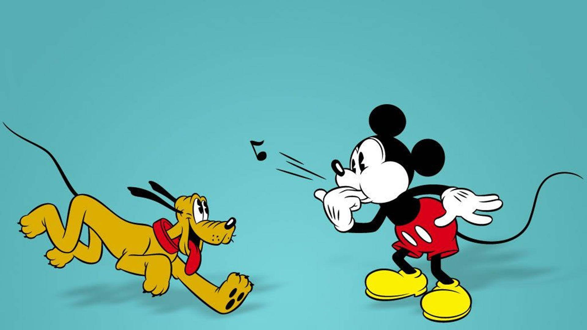 Mickey 桌布 壁紙 — 米奇老鼠愉快地唱歌，布魯圖興奮地在他旁邊奔跑，背景是純粹的藍綠色。