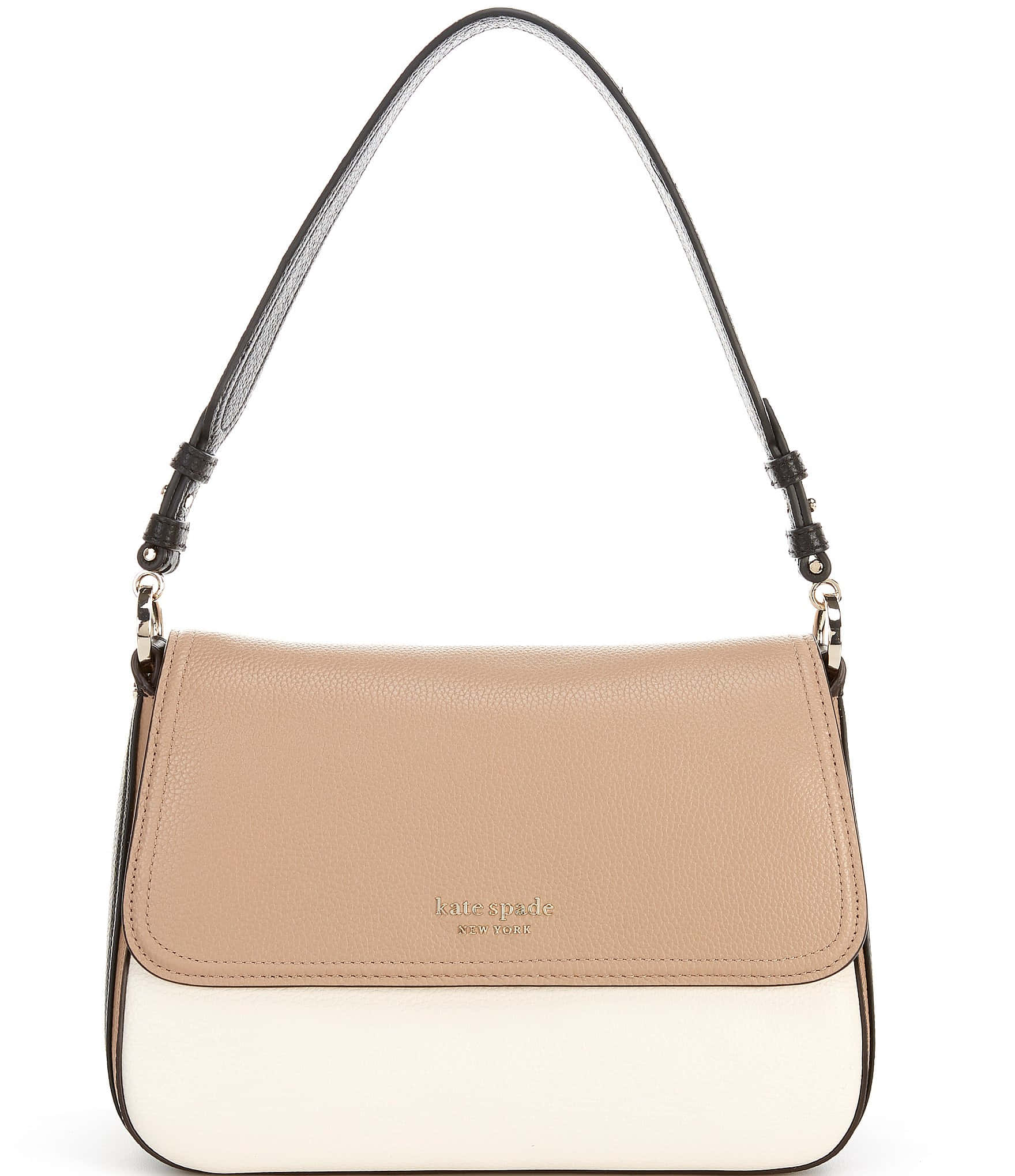 Kate Spade 桌布 壁紙 — 米色和奶油色雙色皮革肩背包，配有黑色肩帶和銀色五金件，背景為白色。