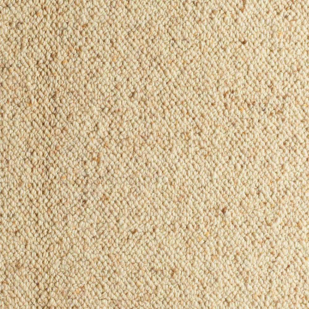 Carpet Texture 桌布 壁紙 — 米色織紋地毯特寫，具有編織圖案和天然纖維外觀。