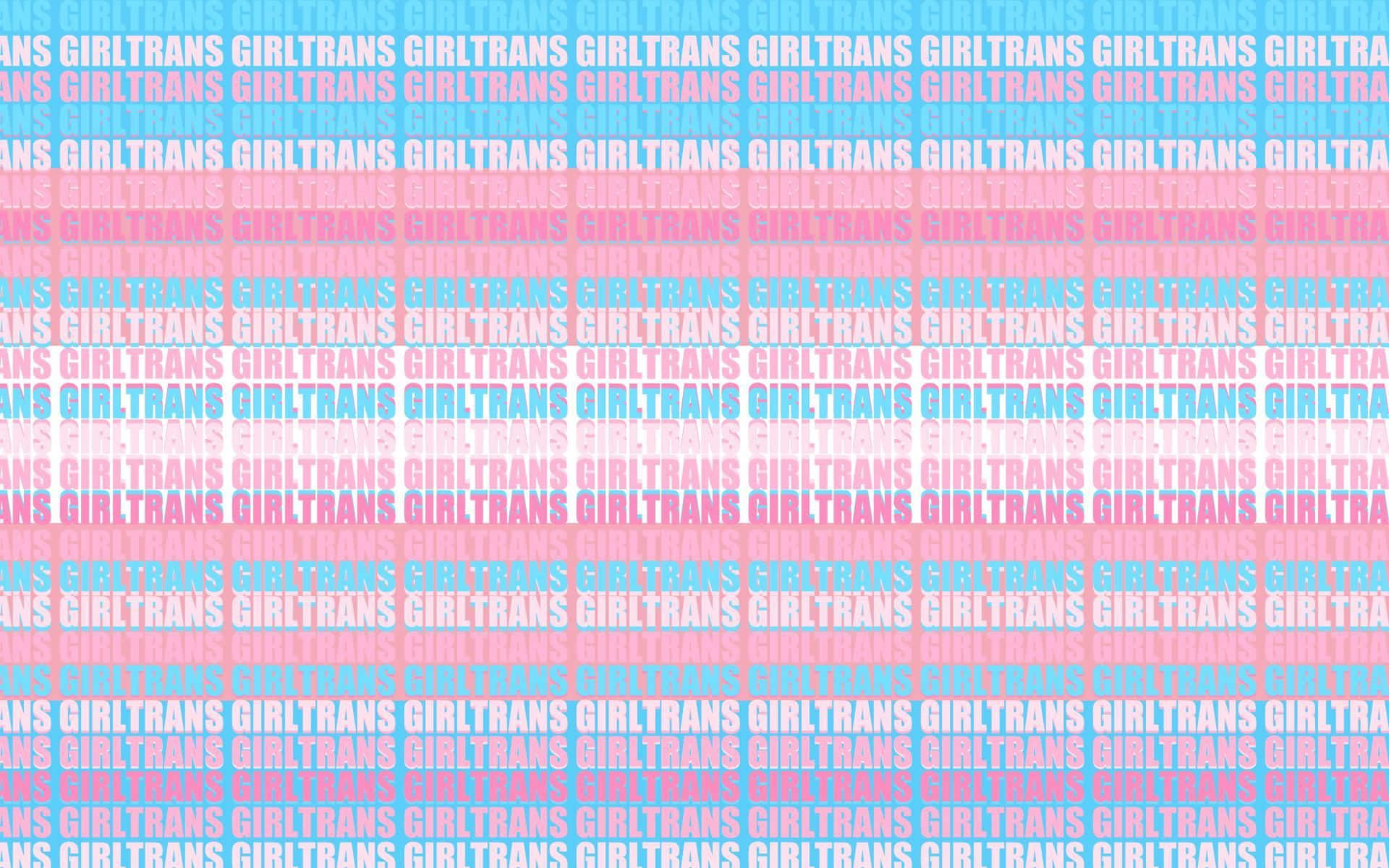 Trans Pride 桌布 壁紙 — 粉紅色和藍色重複的「GIRLTRANS」文字創造出大膽的圖案，具有強烈的性別認同象徵意義。