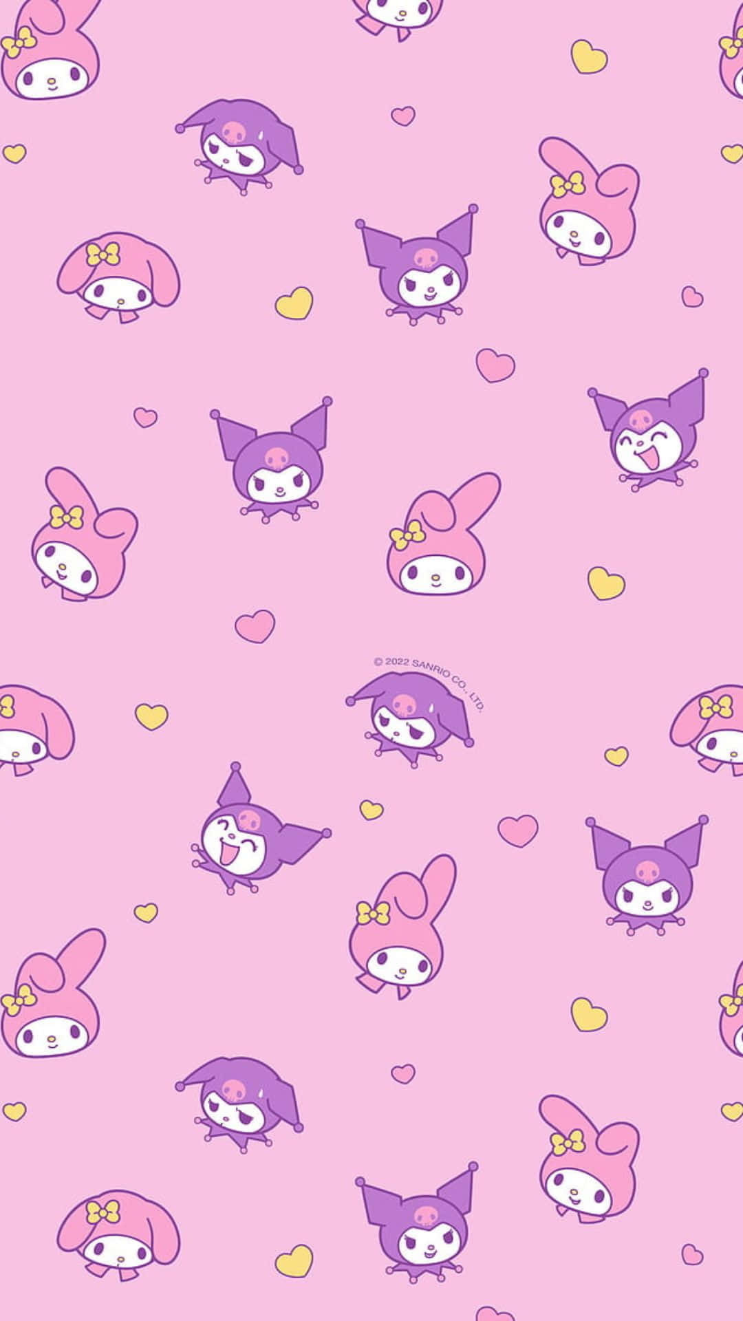 Kuromi Pattern 桌布 壁紙 — 粉紅色壁紙，重複的可愛卡通角色和散落的心形圖案，柔和粉彩背景。