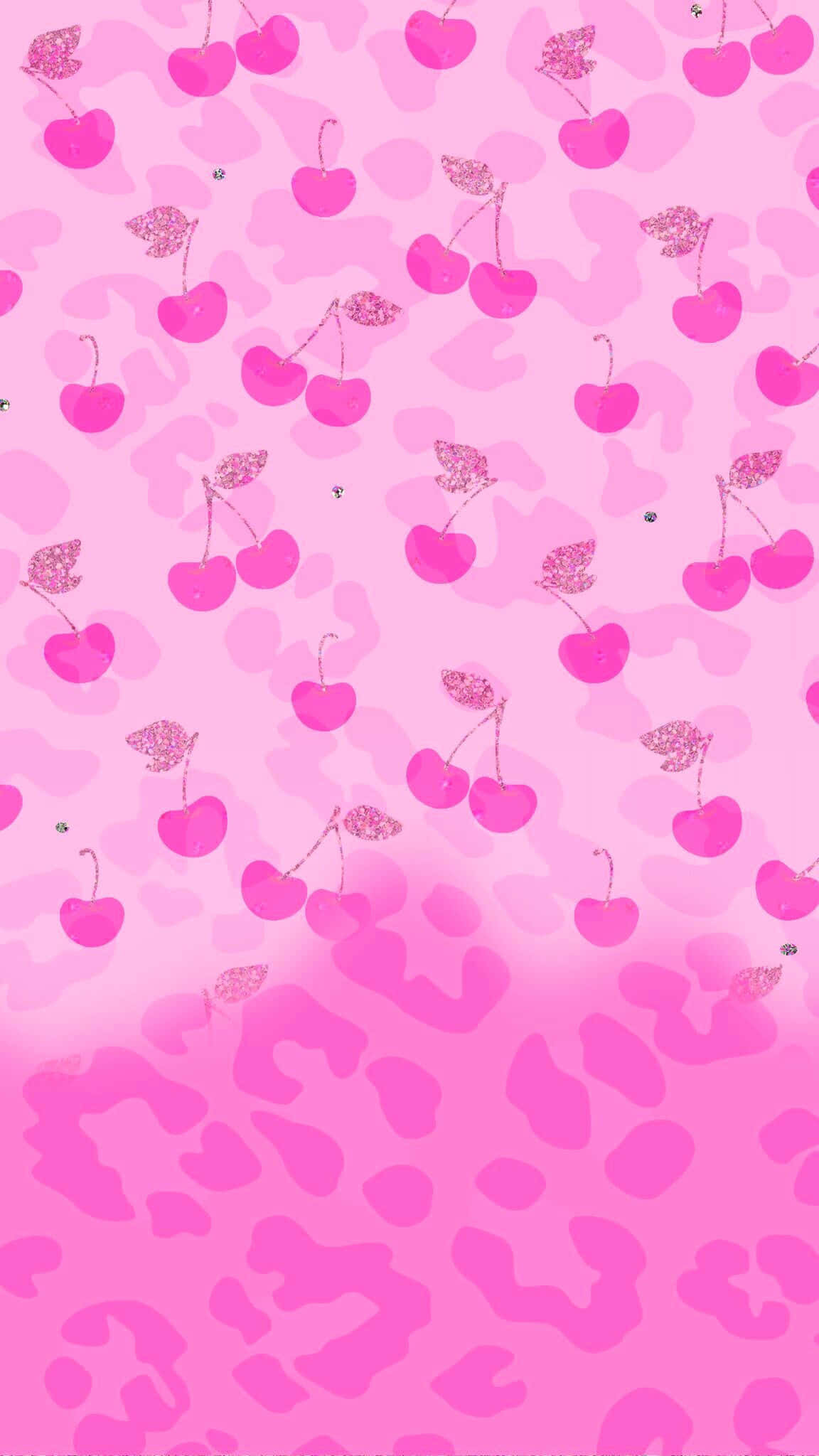 Beautiful Girly 桌布 壁紙 — 粉紅色櫻桃圖案，帶有閃亮葉片和豹紋背景，呈現充滿活力的粉紅色調。