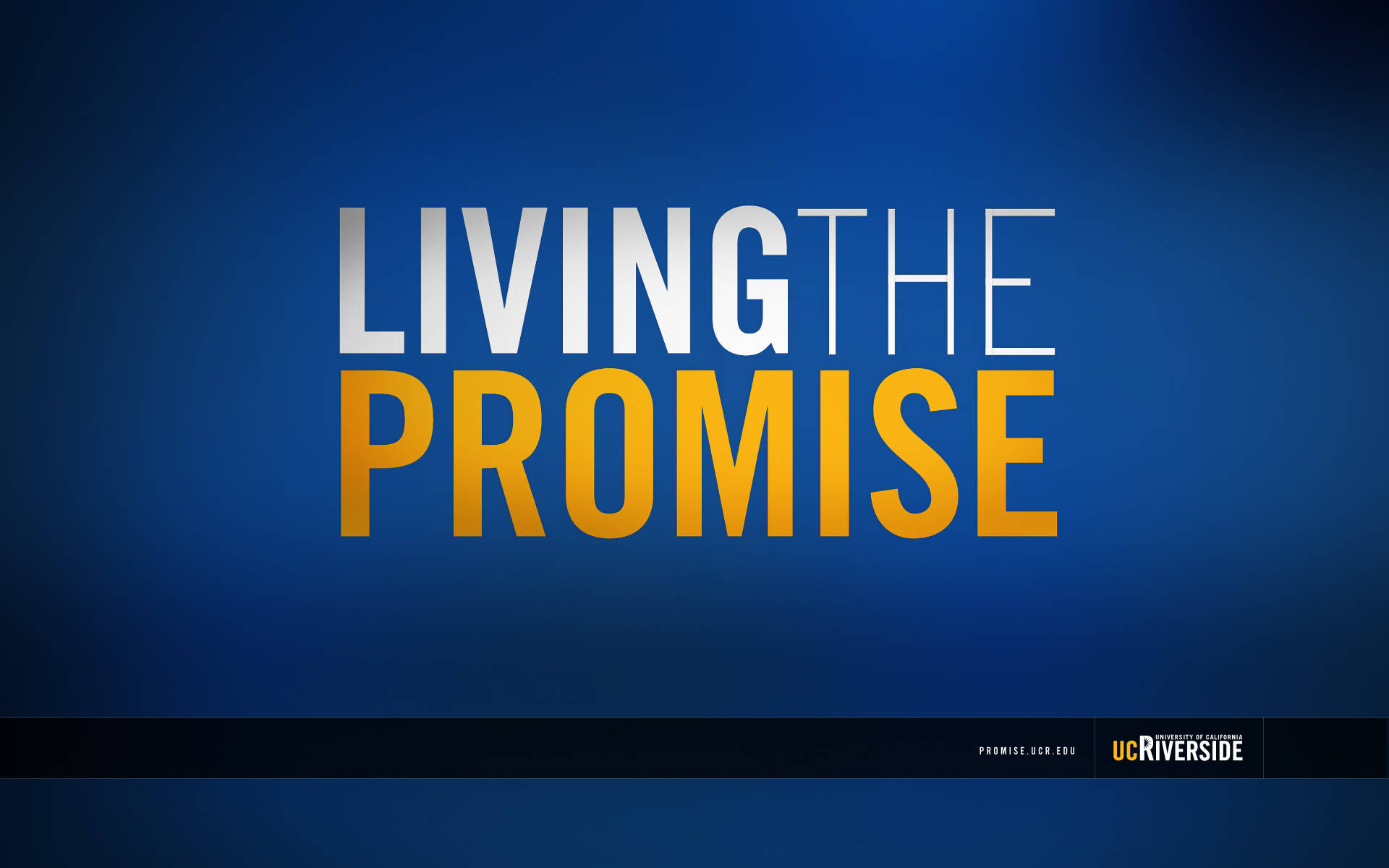 Quote 桌布 壁紙 — 粗體文字 'LIVING THE PROMISE' 以白色和金色顯示在深藍色漸變背景上。