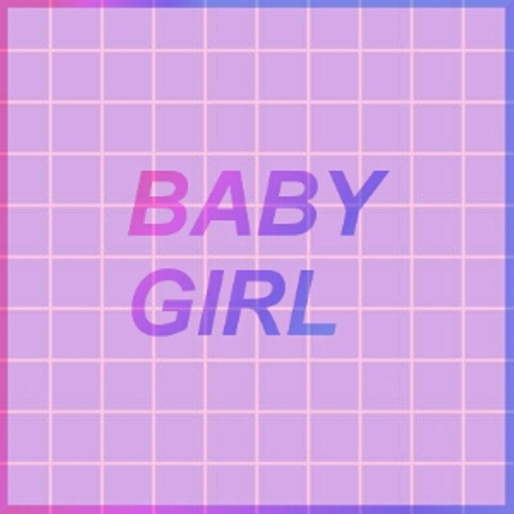Baby Girl 桌布 壁紙 — 粗體漸變文字 'BABY GIRL' 居中顯示在柔和的紫色網格背景上，帶有粉紅色和藍色邊框。