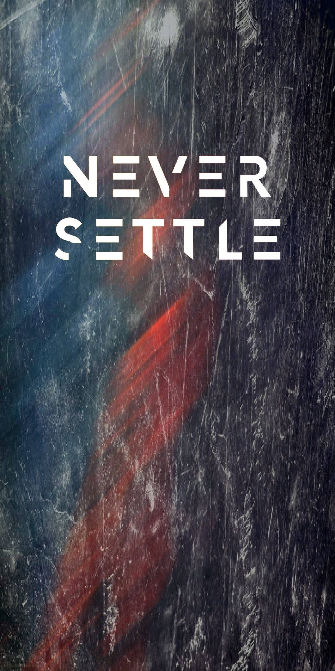 語錄 桌布 壁紙 — 粗體白色文字「NEVER SETTLE」在深藍色和火紅色條紋的粗糙紋理背景上脫穎而出。
