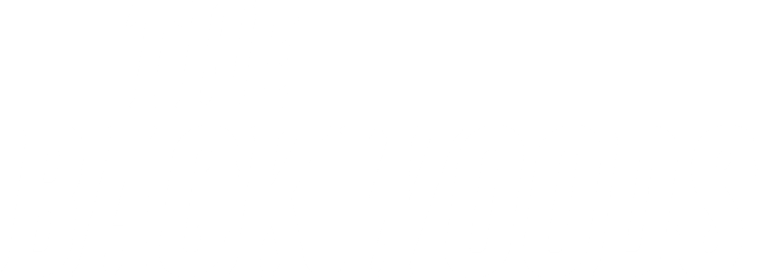 Backwoods 桌布 壁紙 — 粗體白色文字在純黑色背景上以粗糙的模板字體顯示「THE BACKWOODS」。
