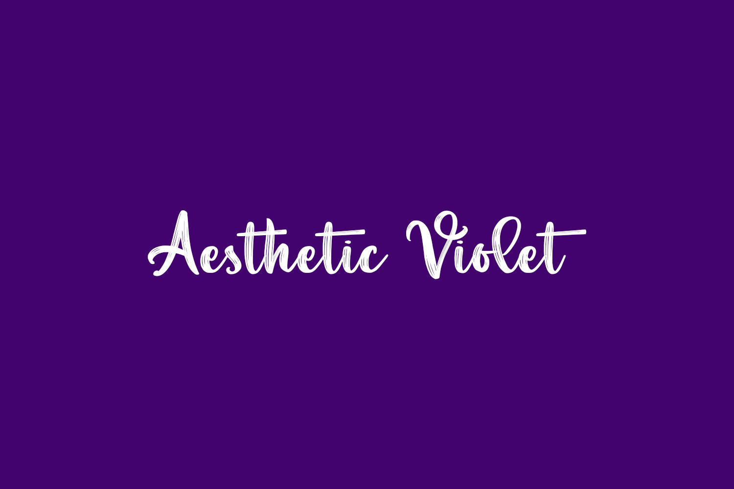 Violet 桌布 壁紙 — 粗體白色草書文字在純深紫色背景上居中顯示 aesthetic violet。