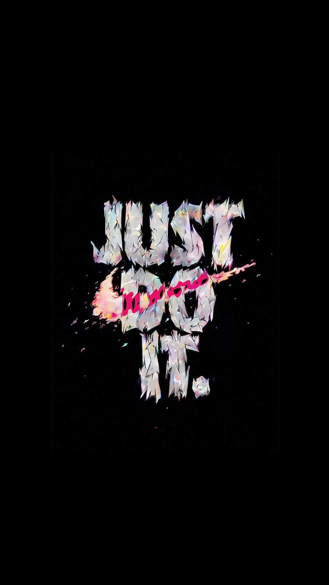 Swag 桌布 壁紙 — 粗體碎片化文字在黑色背景上顯示「JUST DO IT」，並帶有粉紅色勾號。