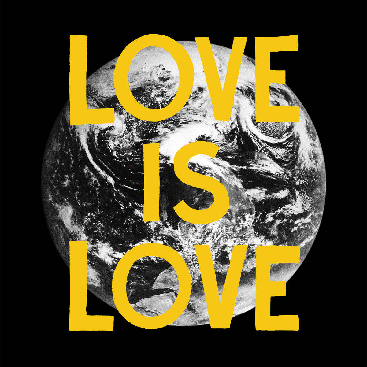 愛就是愛 桌布 壁紙 — 粗體黃色文字 'LOVE IS LOVE' 覆蓋在黑色背景上的單色地球儀上。