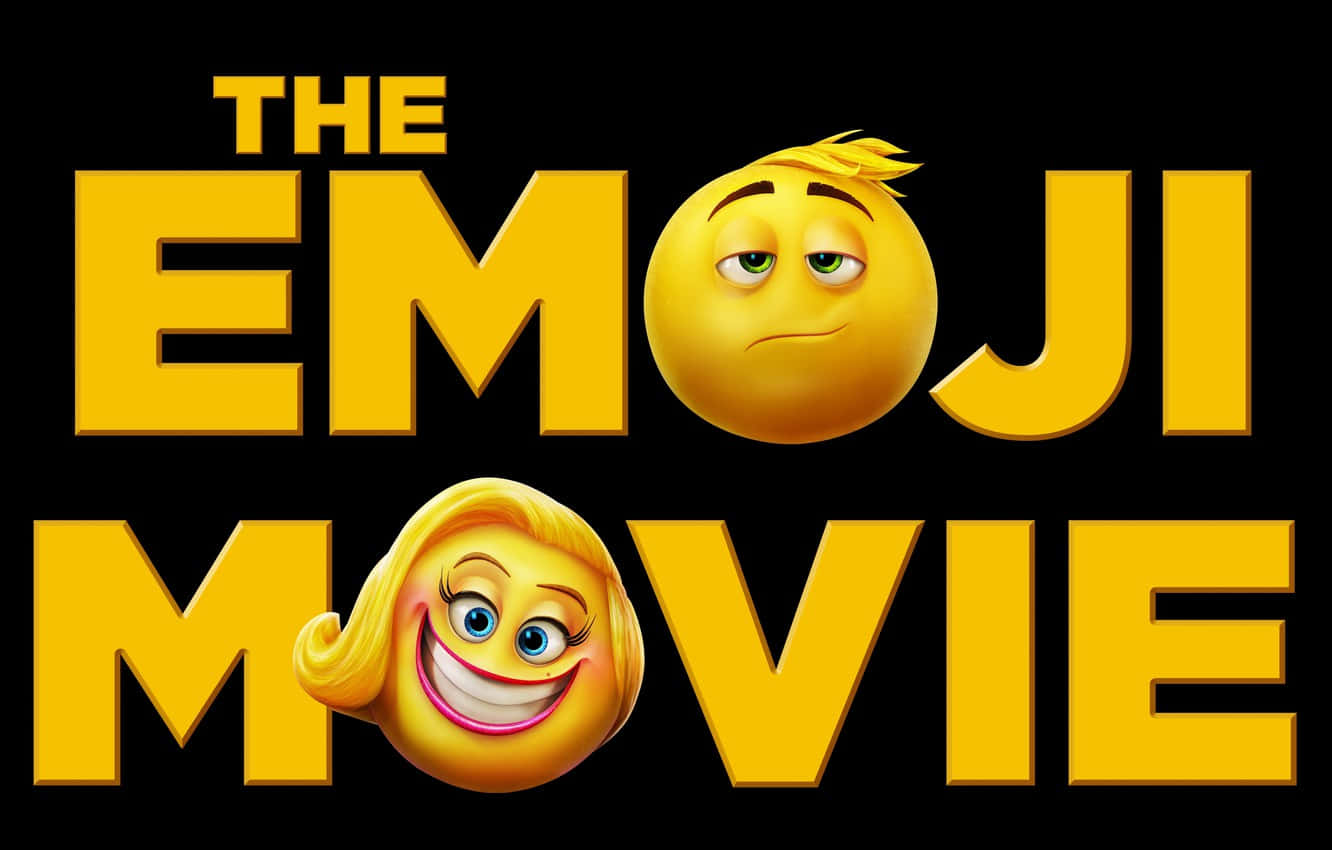 電影動圖 桌布 壁紙 — 粗體黃色標題字母拼出「THE EMOJI MOVIE」，兩個動畫表情符號角色從字母間探出頭來，背景為黑色。