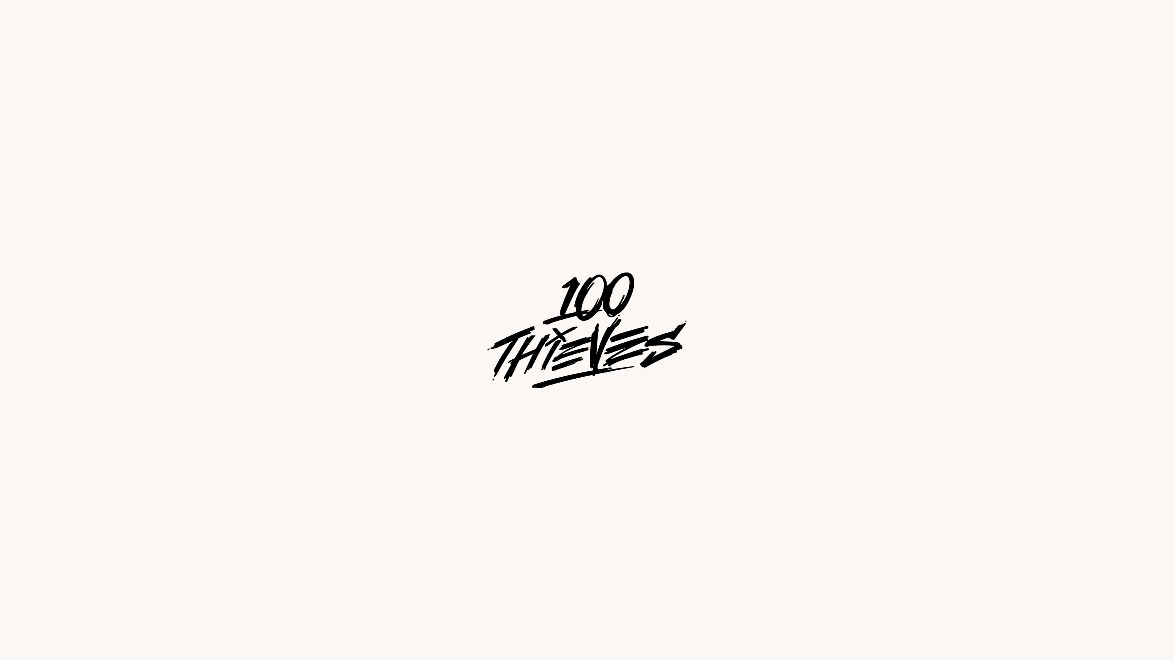 100 Thieves 桌布 壁紙 — 粗體黑色塗鴉風格文字 '100 THIEVES' 居中顯示在純色米白色背景上。