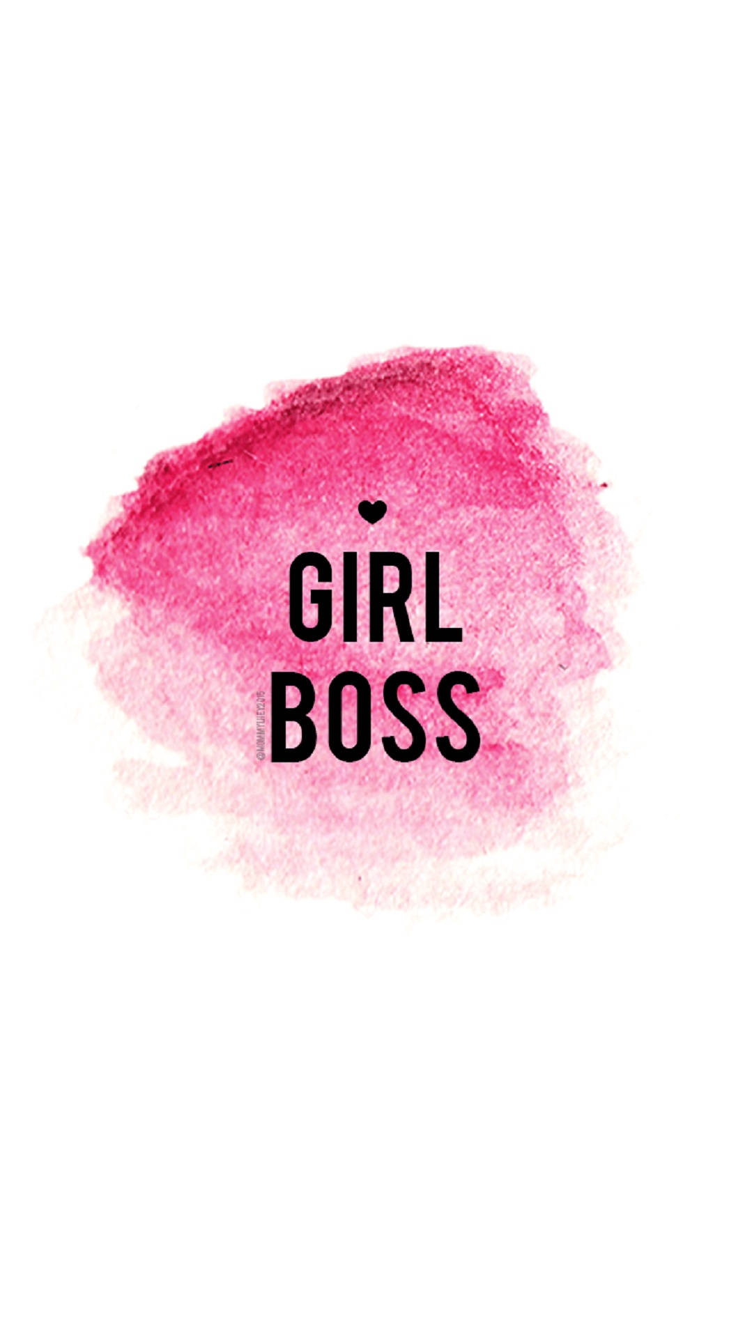 boss 桌布 壁紙 — 粗體黑色文字 girl boss 居中於鮮豔的粉紅色水彩潑濺上，背景為純白色。
