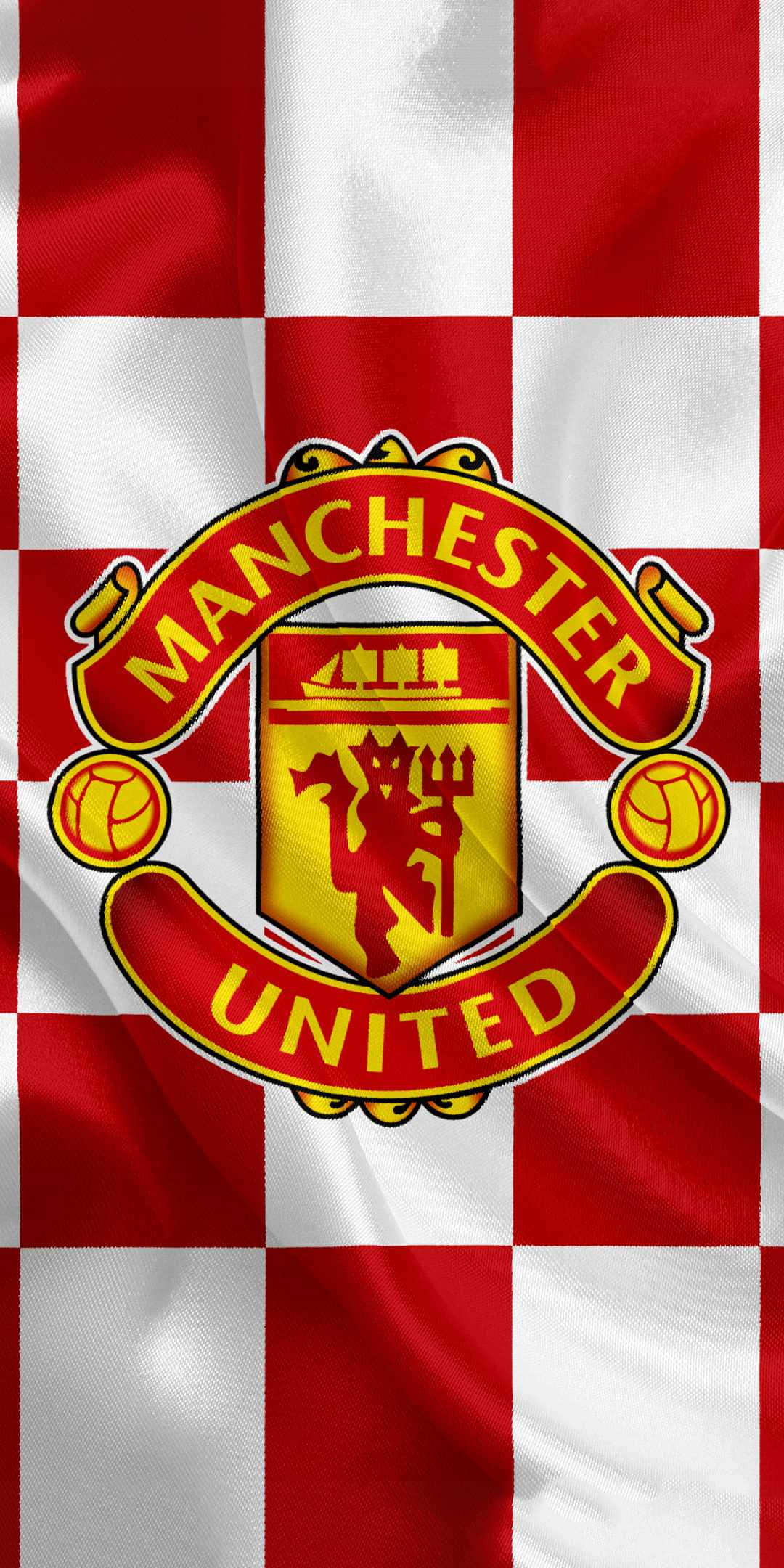 Manchester United iPhone 桌布 壁紙 — 紅白格紋布料展示曼聯隊徽，附有魔鬼吉祥物和足球。