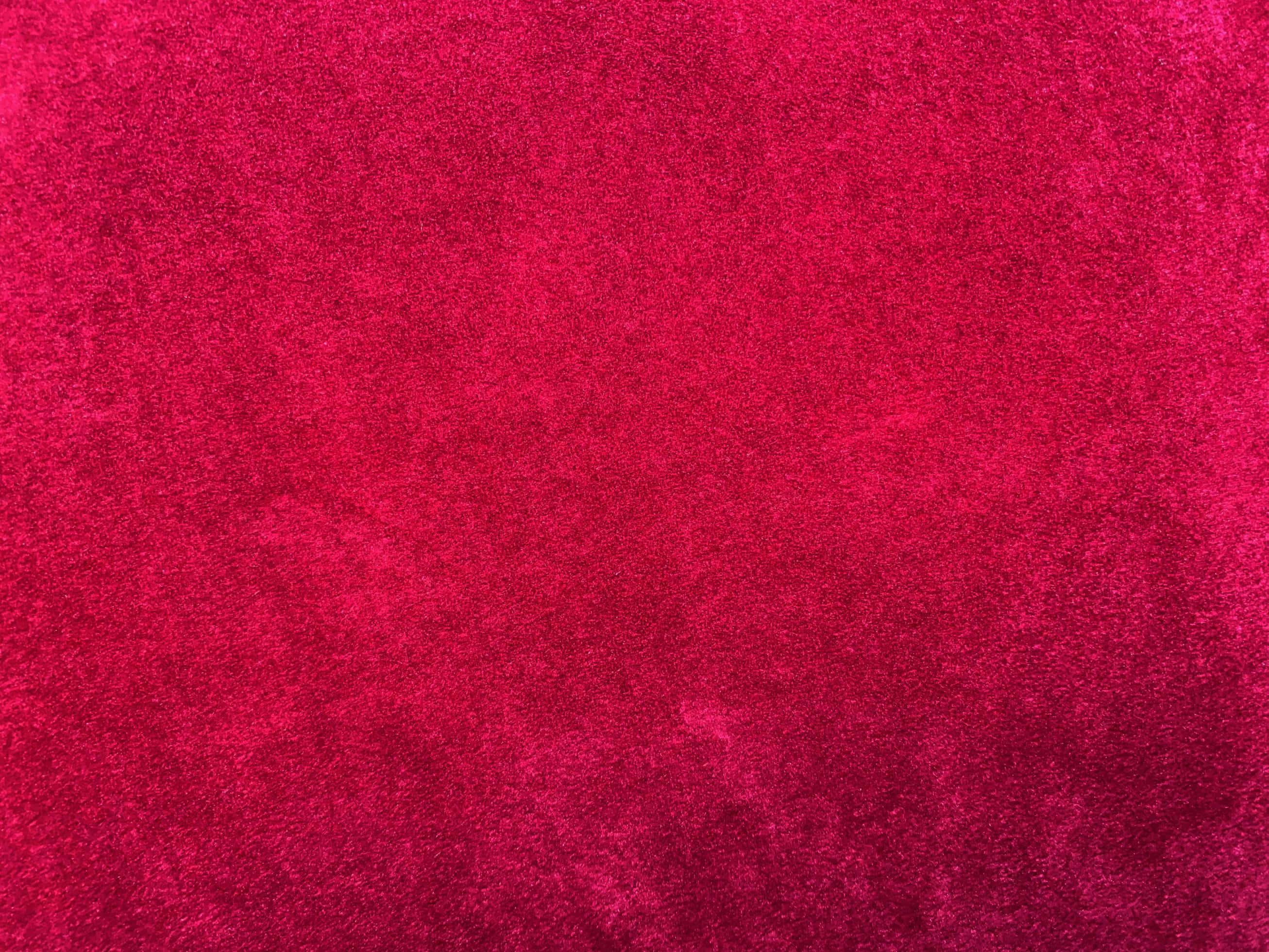 紅絨背景 壁紙