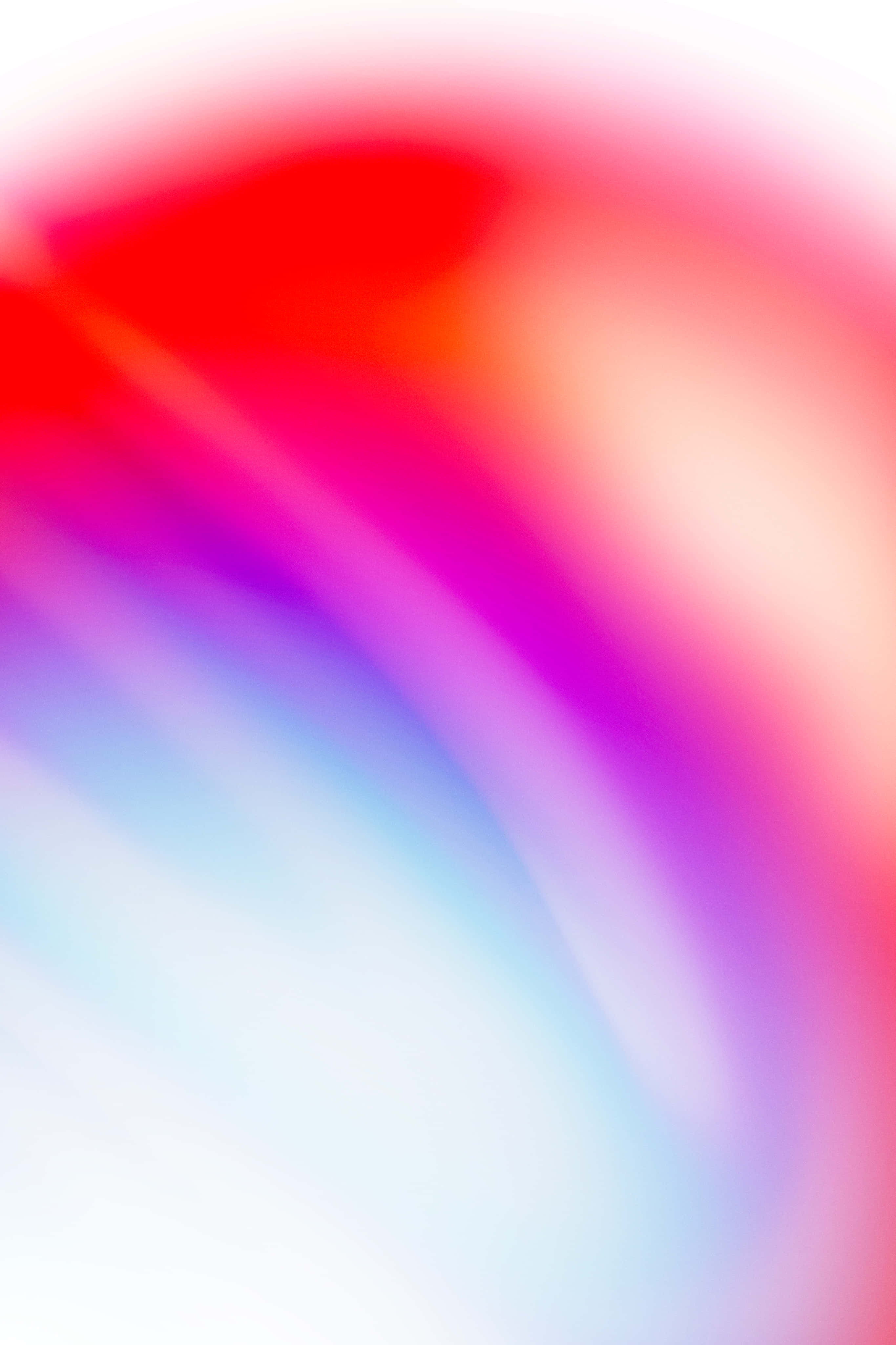 Cool Abstract 桌布 壁紙 — 紅色、粉紅色、紫色和藍色的鮮豔抽象漩渦在明亮的白色背景上柔和地融合。