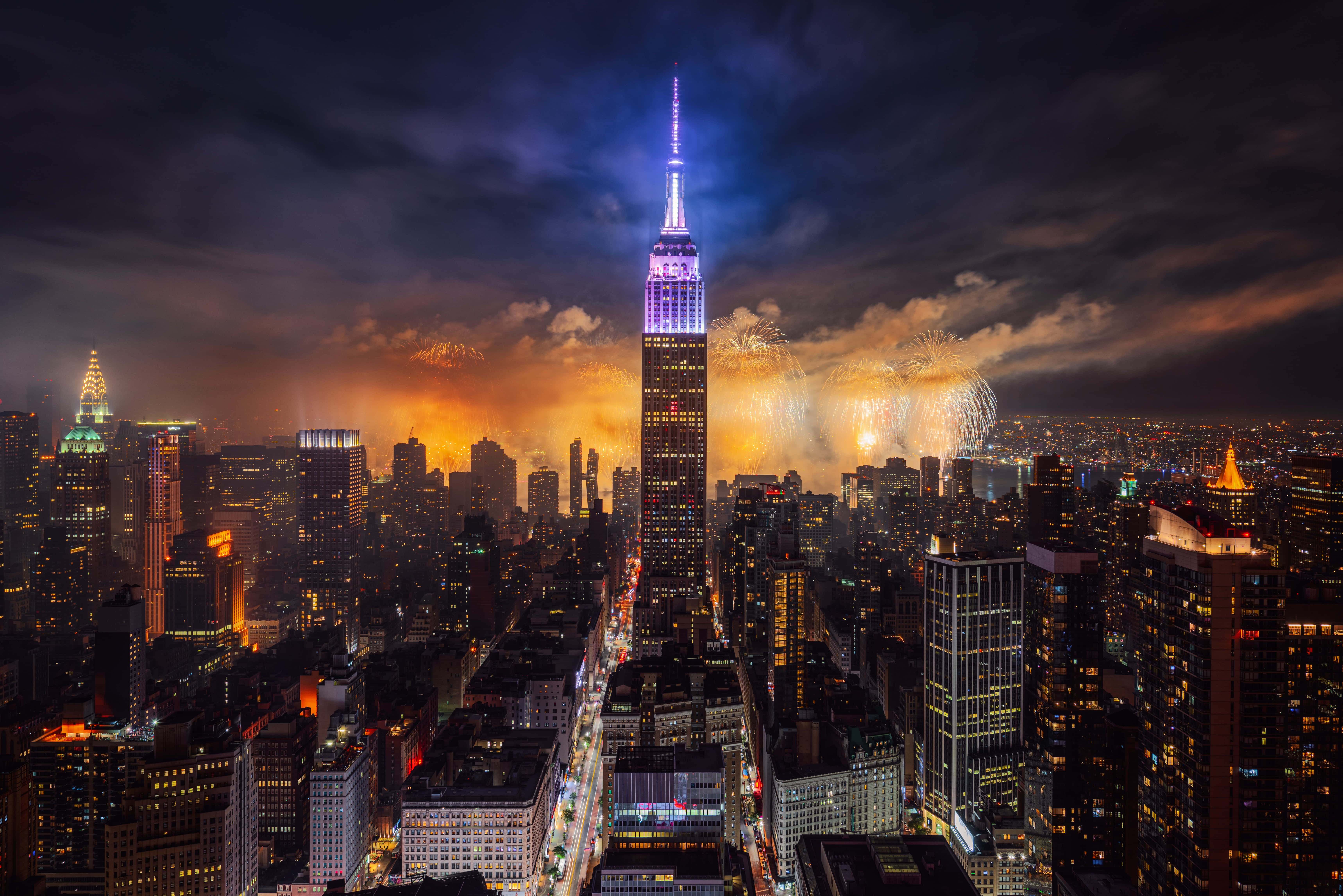 紐約市夜景與煙火 壁紙