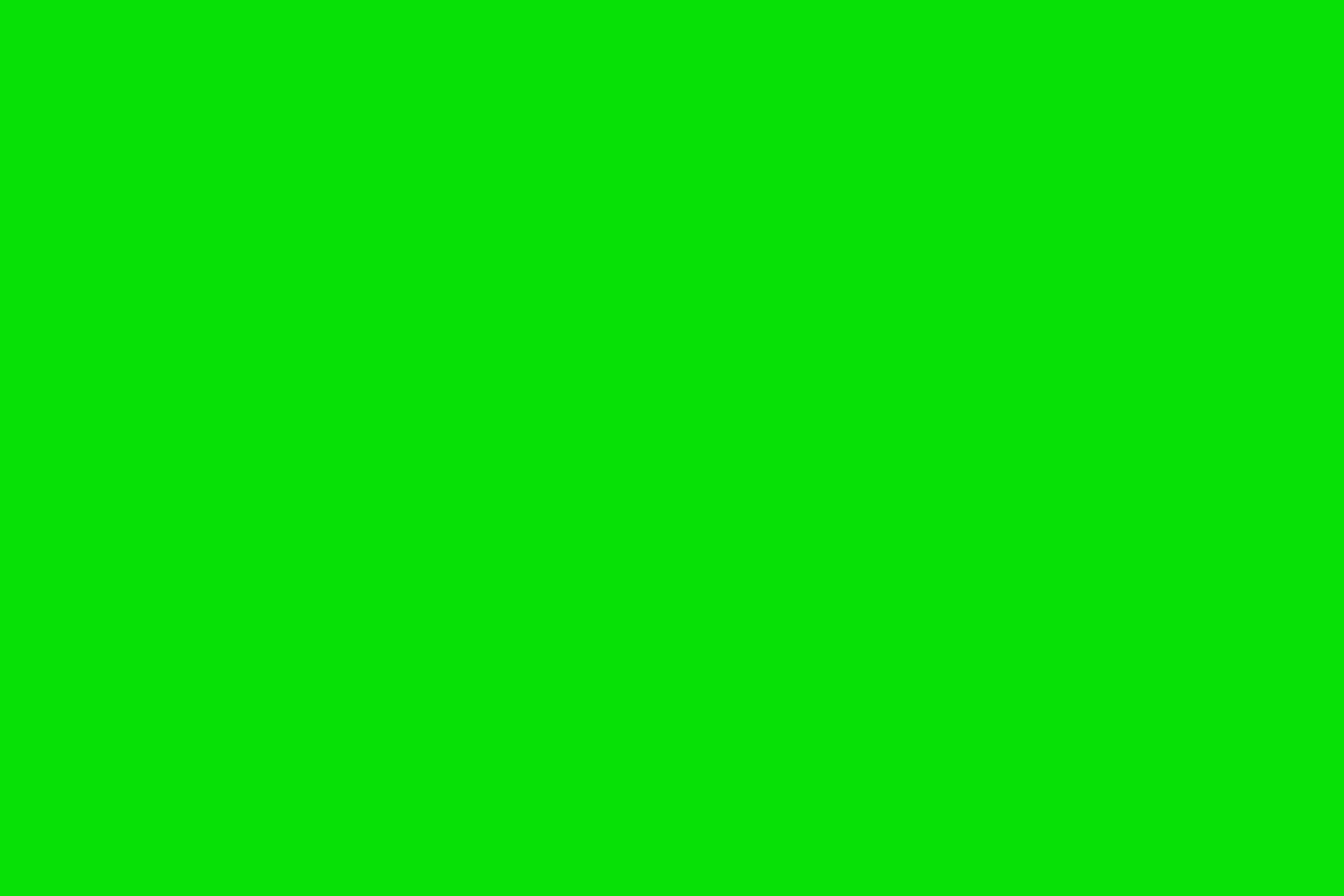 Green Screen 桌布 壁紙 — 純亮綠色背景填滿整個畫面，沒有任何變化或細節。