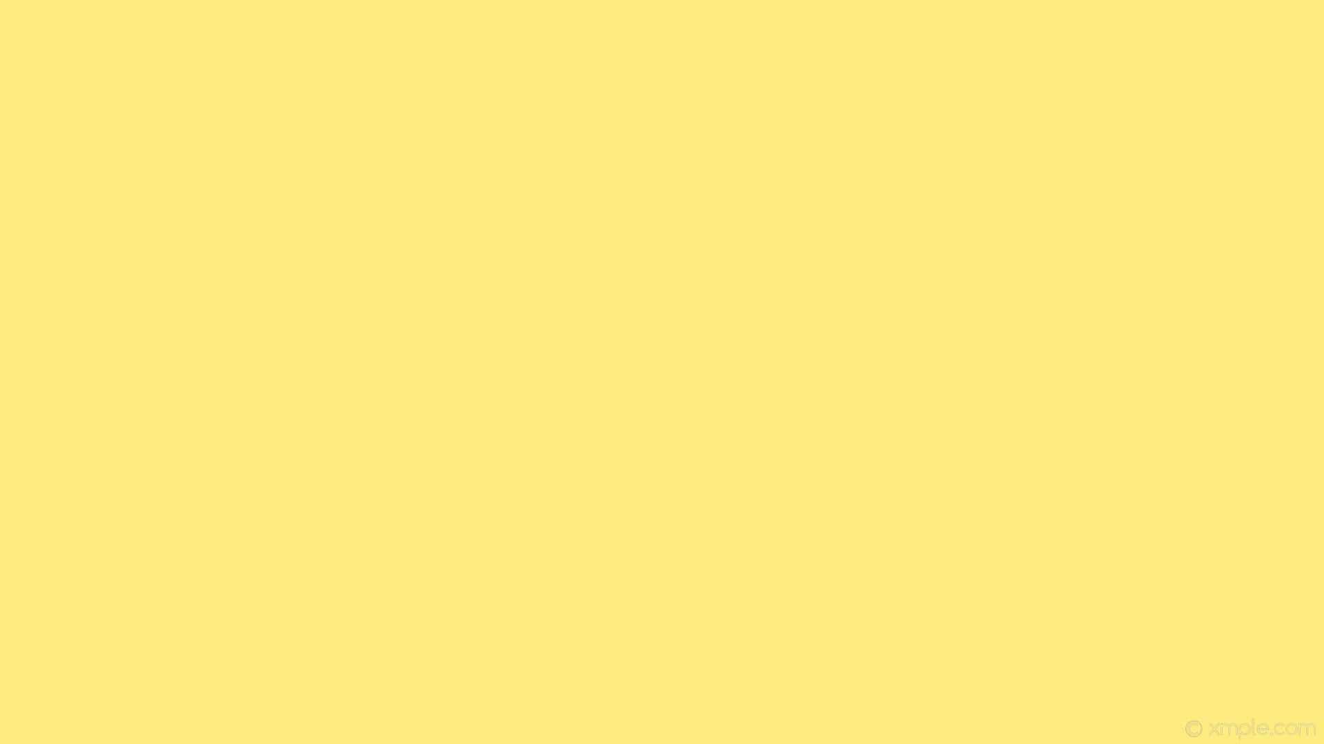 Light Yellow 桌布 壁紙 — 純淡黃色背景，沒有可見的物體或細節。